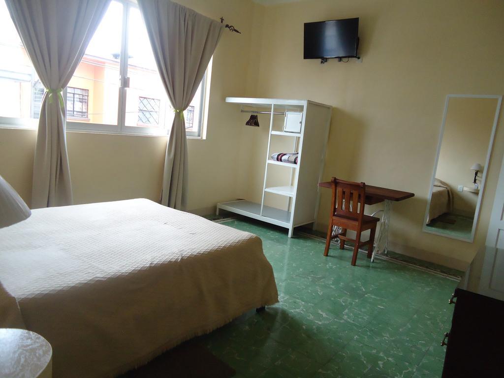 Hotel Suites Córdoba Cameră foto